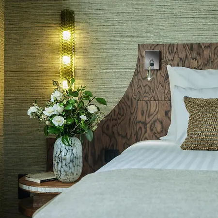 Sacha 4* Paris