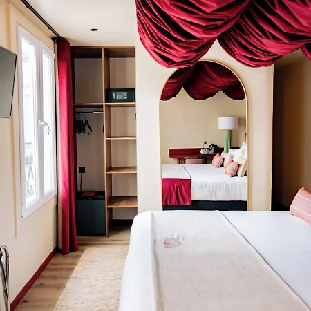 Hotel Sacha 4*