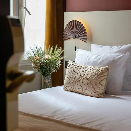 Sacha Hotel Parigi