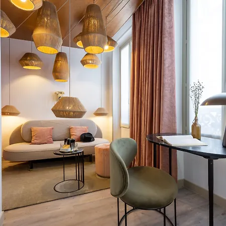 Sacha Hotel Parigi