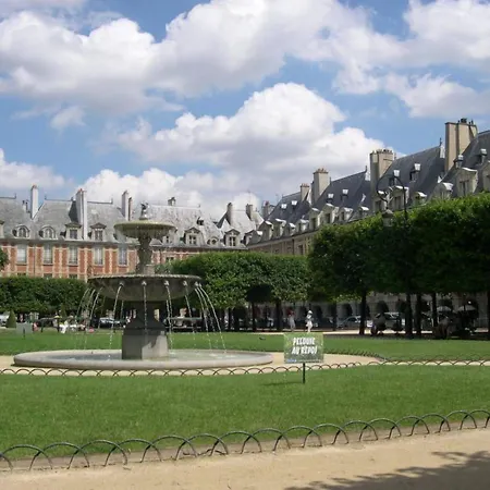 Sacha Hotel Parigi
