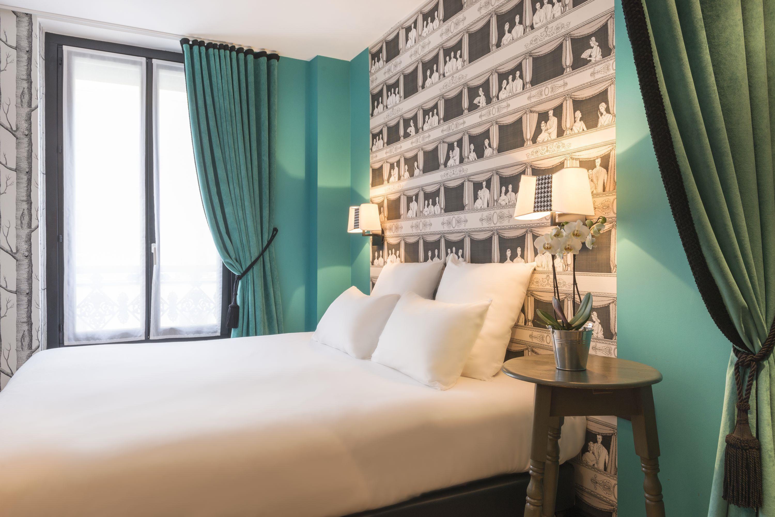 Sacha Hotel