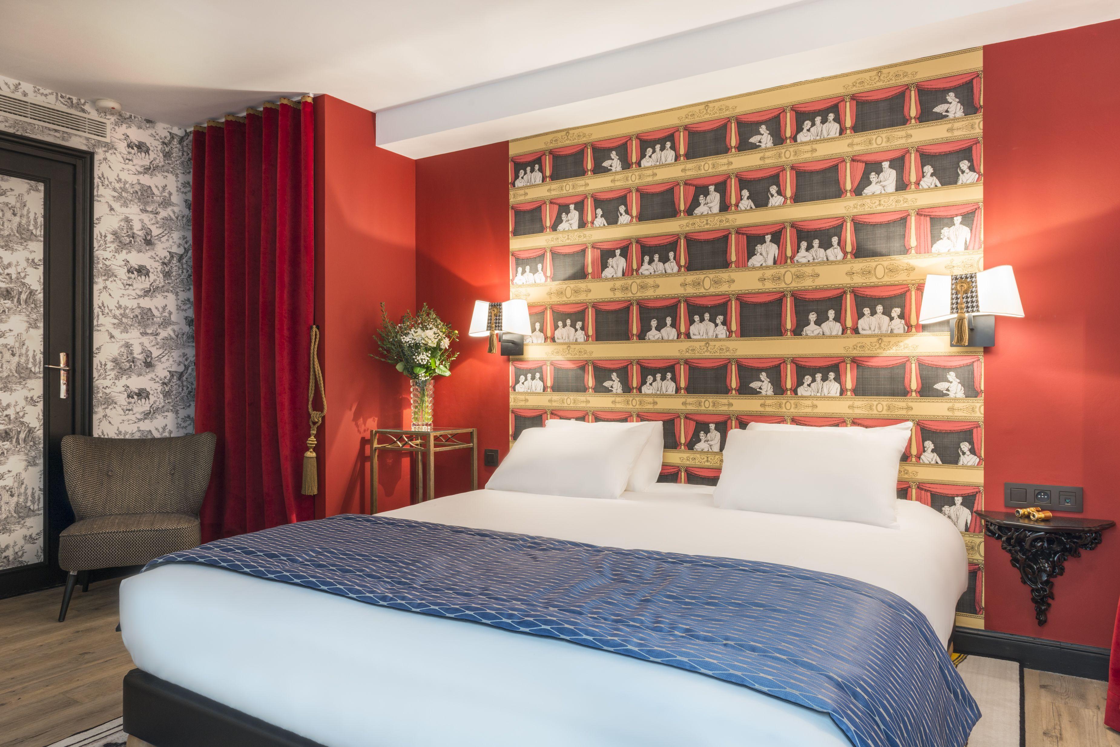 Sacha Hotel 4*